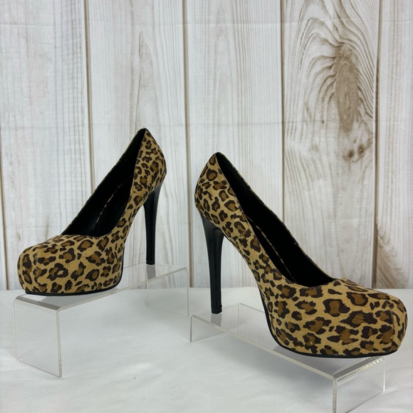 Kardashian Kollection Heels Fabric Leopard Print Stiletto Dressy Shoes Size 9.5 - Picture 3 of 16